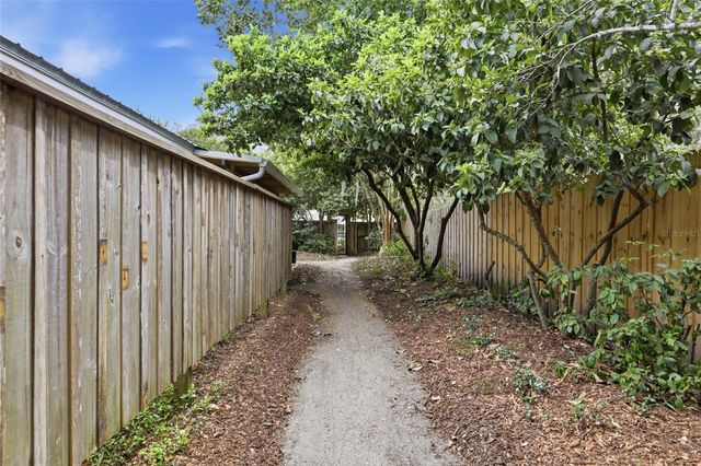 1716 NW 12TH ROAD, Gainesville, FL 32605