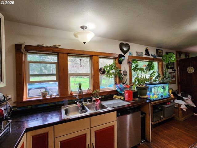 45366 HIGHWAY 101, Langlois, OR 97450