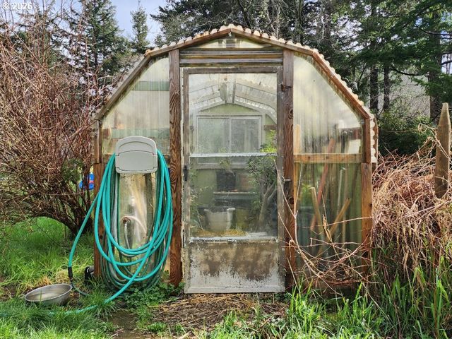 45366 HIGHWAY 101, Langlois, OR 97450