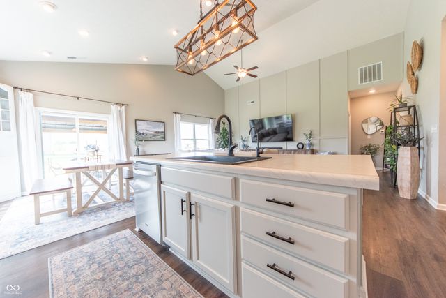 4624 Ozark Lane, Indianapolis, IN 46239