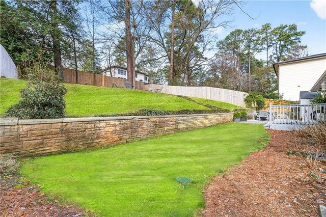 2226 Fairway NE Circle, Brookhaven, GA 30319