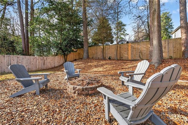 2226 Fairway NE Circle, Brookhaven, GA 30319