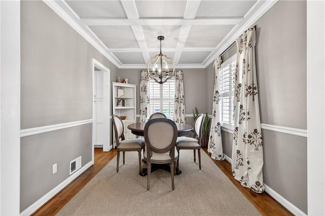 2226 Fairway NE Circle, Brookhaven, GA 30319