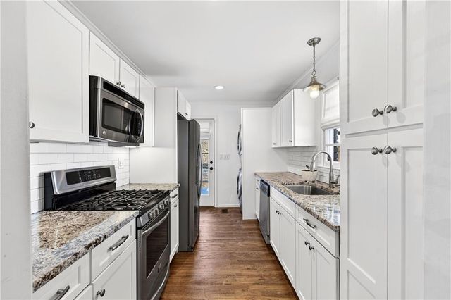 2226 Fairway NE Circle, Brookhaven, GA 30319