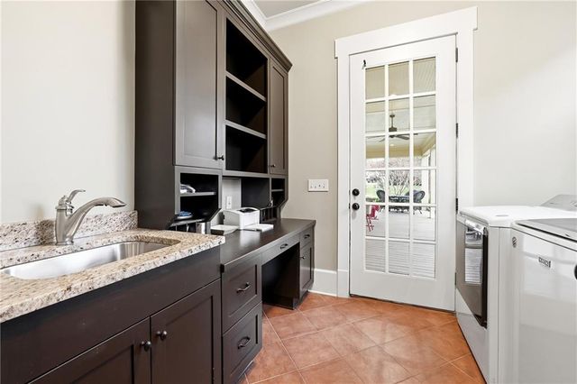 115 Ariel Court, Roswell, GA 30075