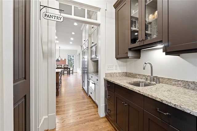 115 Ariel Court, Roswell, GA 30075