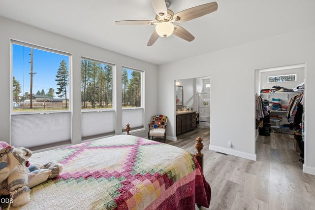 16760 Pine Place, La Pine, OR 97739