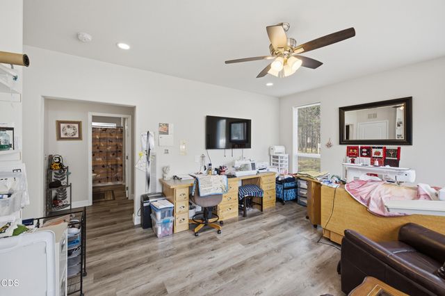 16760 Pine Place, La Pine, OR 97739