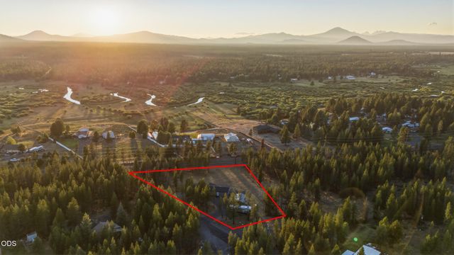 16760 Pine Place, La Pine, OR 97739