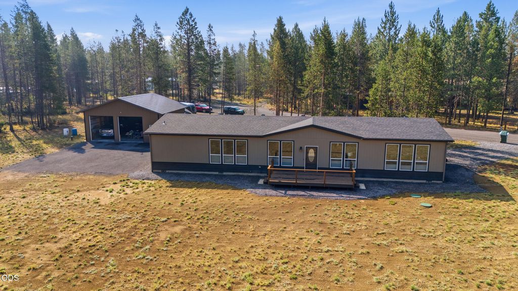 16760 Pine Place, La Pine, OR 97739