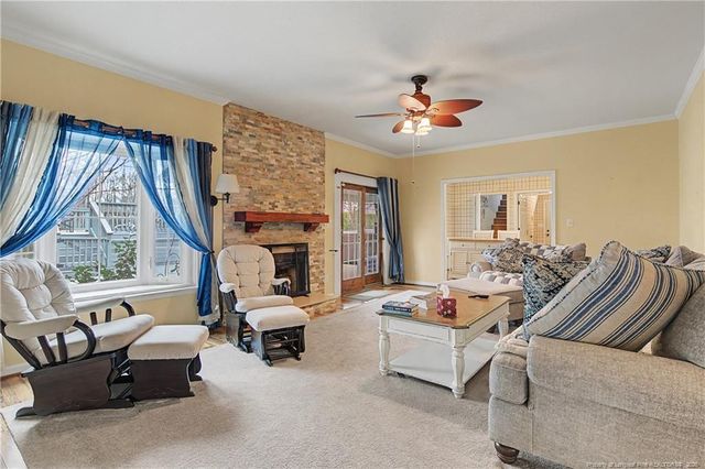 8406 Umstead Road, Fayetteville, NC 28304