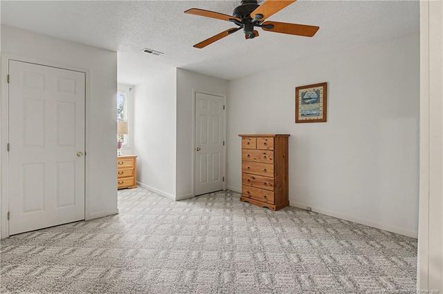 8406 Umstead Road, Fayetteville, NC 28304