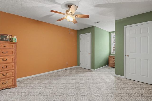 8406 Umstead Road, Fayetteville, NC 28304