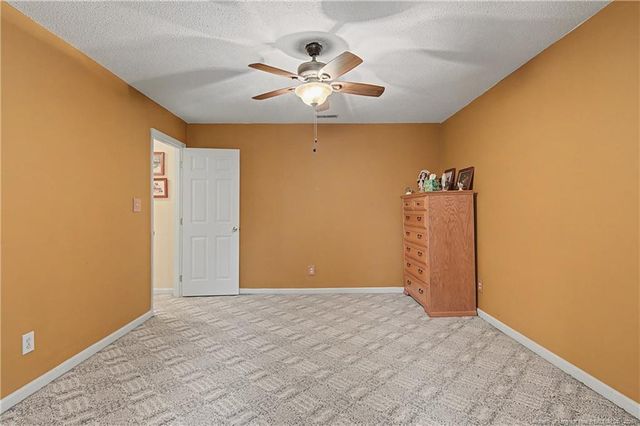 8406 Umstead Road, Fayetteville, NC 28304