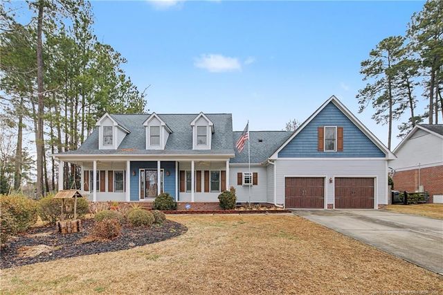 8406 Umstead Road, Fayetteville, NC 28304