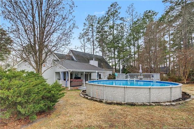 8406 Umstead Road, Fayetteville, NC 28304