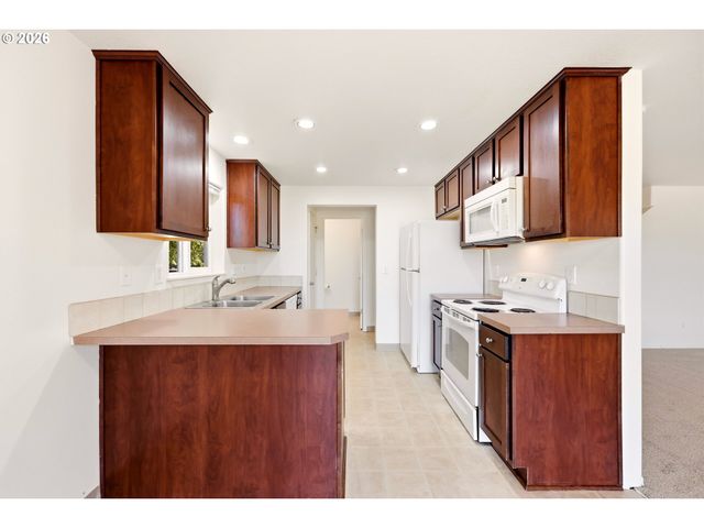 3460 Sw BUTLER Rd, Gresham, OR 97080