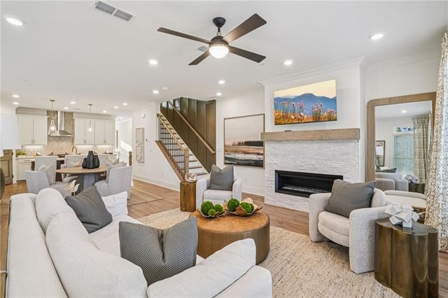 140 IVEYBROOKE Lane 75, Alpharetta, GA 30009