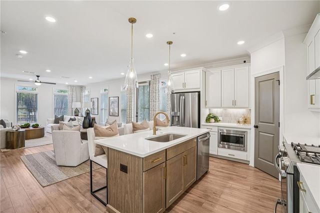 140 IVEYBROOKE Lane 75, Alpharetta, GA 30009