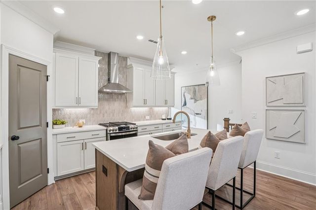 140 IVEYBROOKE Lane 75, Alpharetta, GA 30009