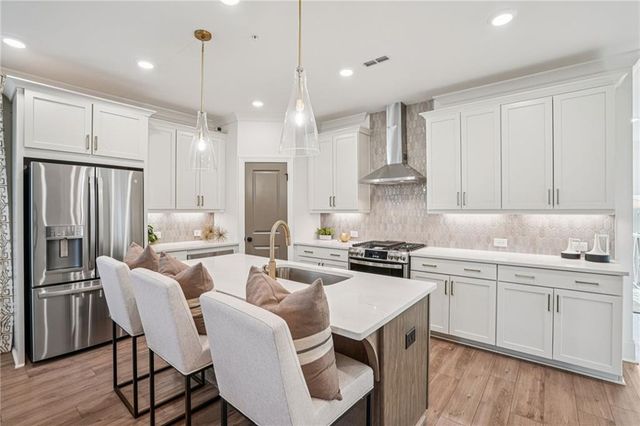 140 IVEYBROOKE Lane 75, Alpharetta, GA 30009
