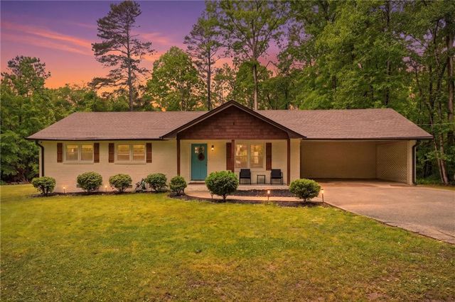 405 W Barbara Lane, Carrollton, GA 30117