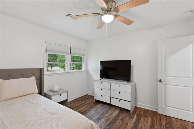 405 W Barbara Lane, Carrollton, GA 30117
