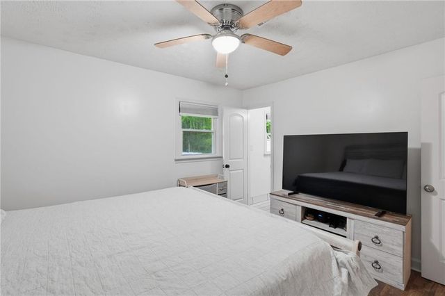 405 W Barbara Lane, Carrollton, GA 30117