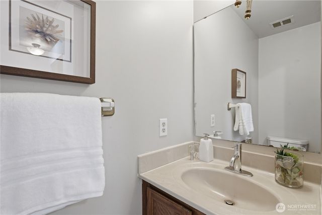 10422 165th PL NE, Redmond, WA 98052