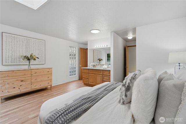 10422 165th PL NE, Redmond, WA 98052