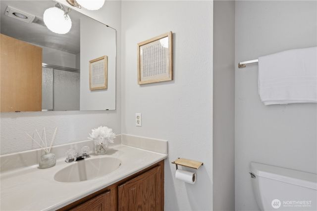 10422 165th PL NE, Redmond, WA 98052