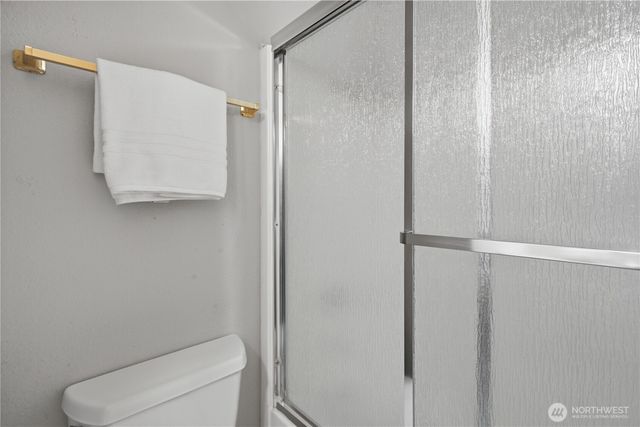 10422 165th PL NE, Redmond, WA 98052