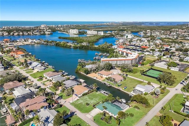 207 6th ST, Bonita Springs, FL 34134