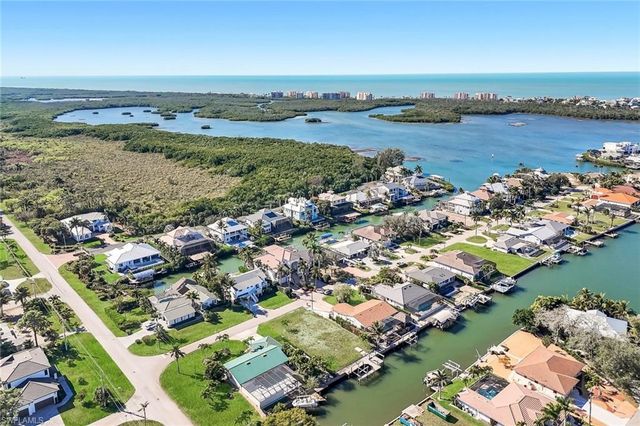 207 6th ST, Bonita Springs, FL 34134