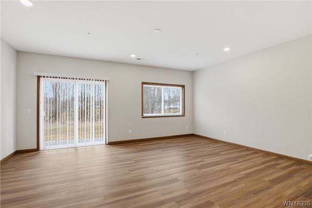 1130 Orchard Park Road, West Seneca, NY 14224