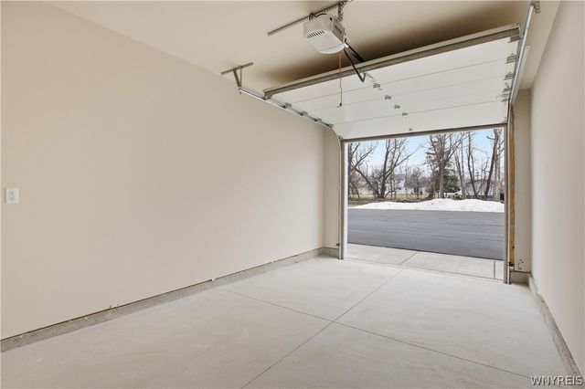 1130 Orchard Park Road, West Seneca, NY 14224