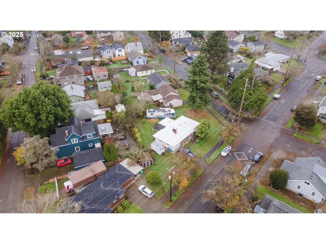 5710 N HOUGHTON St, Portland, OR 97203