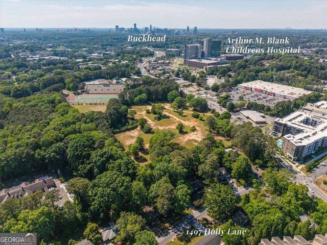 1497 Holly Lane NE, Atlanta, GA 30329