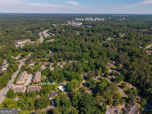1497 Holly Lane NE, Atlanta, GA 30329