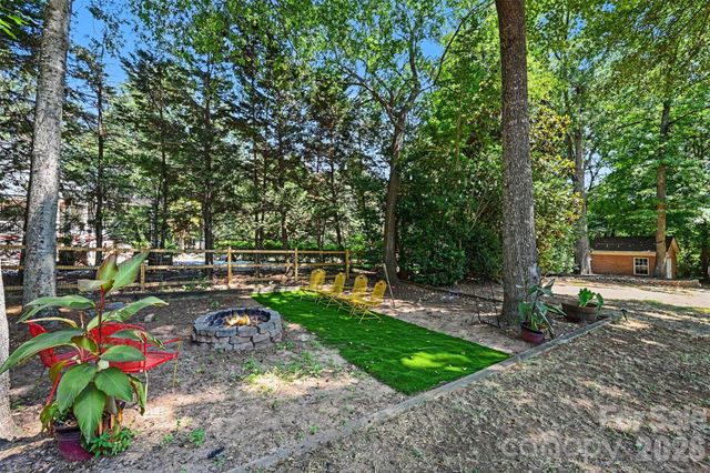 5625 Weddington Road, Concord, NC 28027
