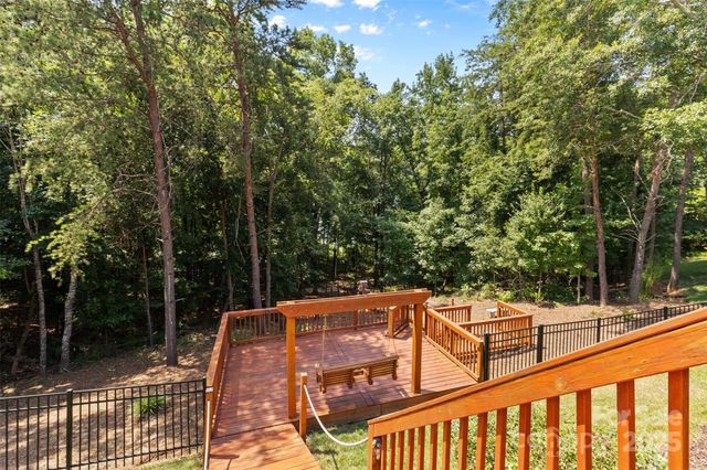 18568 Mainsail Court, Lancaster, SC 29720
