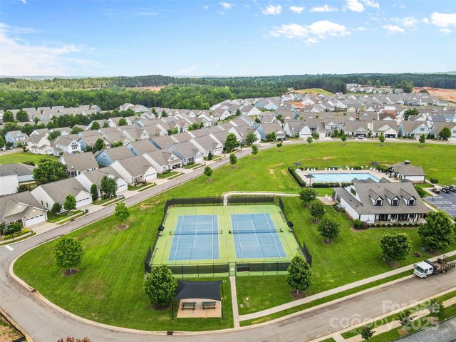 18568 Mainsail Court, Lancaster, SC 29720