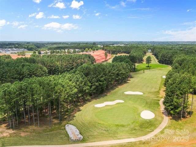 18568 Mainsail Court, Lancaster, SC 29720