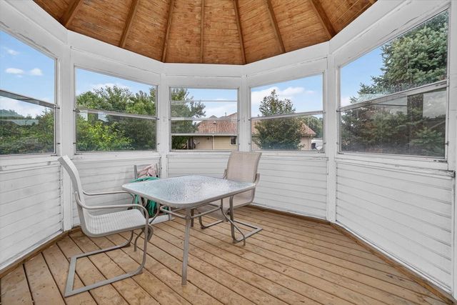 3409 Kingsbridge Drive, Janesville, WI 53546