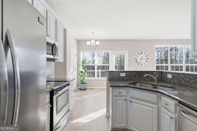 35 Planters Drive NW, Cartersville, GA 30120