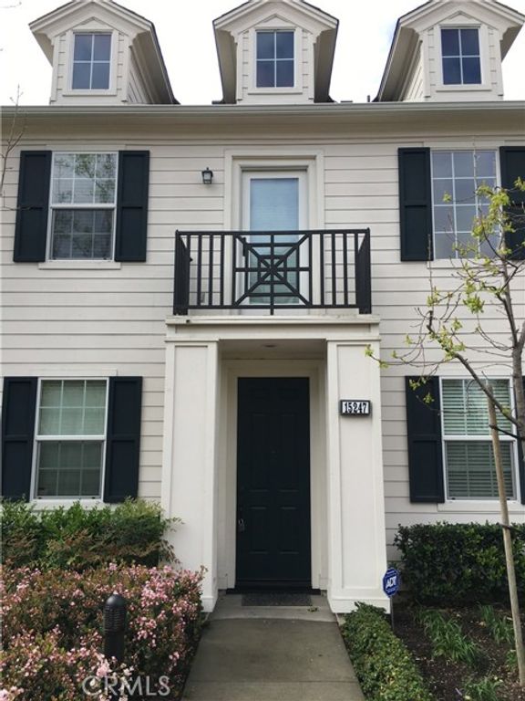 15247 Cambridge, Tustin, CA 92782