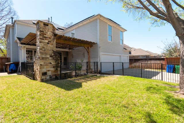 1831 Auburn Drive, Carrollton, TX 75007