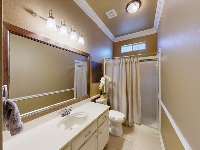 1831 Auburn Drive, Carrollton, TX 75007