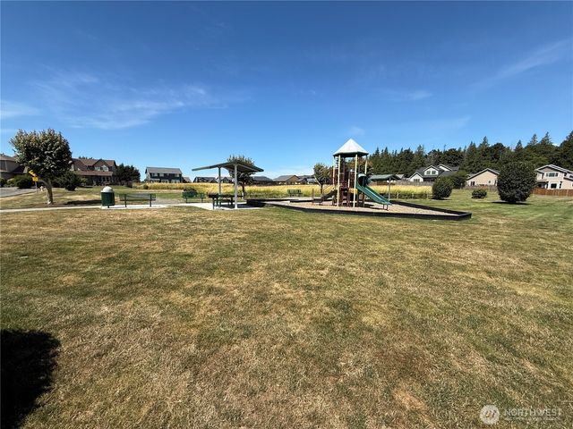 2667 Pacific Highlands Court, Ferndale, WA 98248