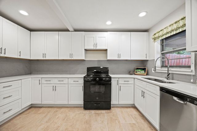 2633 Lasalle Drive, Irving, TX 75062